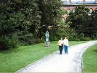 1985086198 : Betty Hagberg,Darla Hagberg