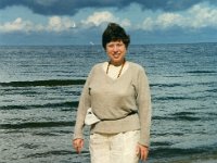 1996075420 Darrel and Betty Hagberg - Estonia