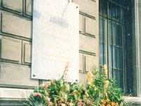 1994081706 Darrel & Betty Hagberg - Paris France