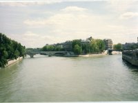 1994081709 Darrel & Betty Hagberg - Paris France