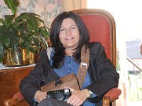 2008062990  Betty-Darrel-Yvette-Felicia-Suzette-Adara Beauvais France : Felicia Kellett,Yvette DePaepe