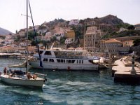 1994081040 Darrel & Betty Hagberg - Athens Greece