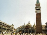 1989070192 : Betty Hagberg,Darla Hagberg,Katia DePuydt