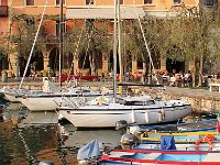 2005071767 Torri Del Benaco- Italy