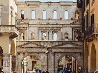 Porta Borsari (Verona)  Porta Borsari (Verona) : Vérone