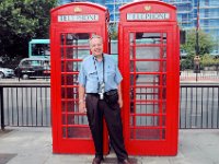 2005071036 London England : Darrel Hagberg