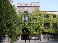 2005071131 London England