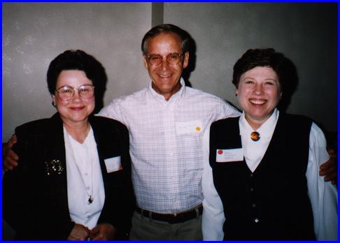 9810001.jpg (22832 bytes)