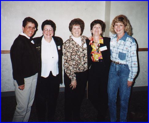 9810004.jpg (32505 bytes)